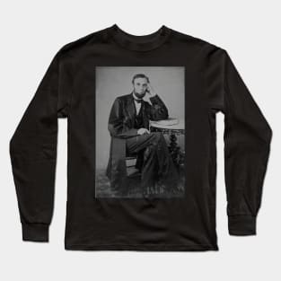 Abe Lincoln the giant Long Sleeve T-Shirt